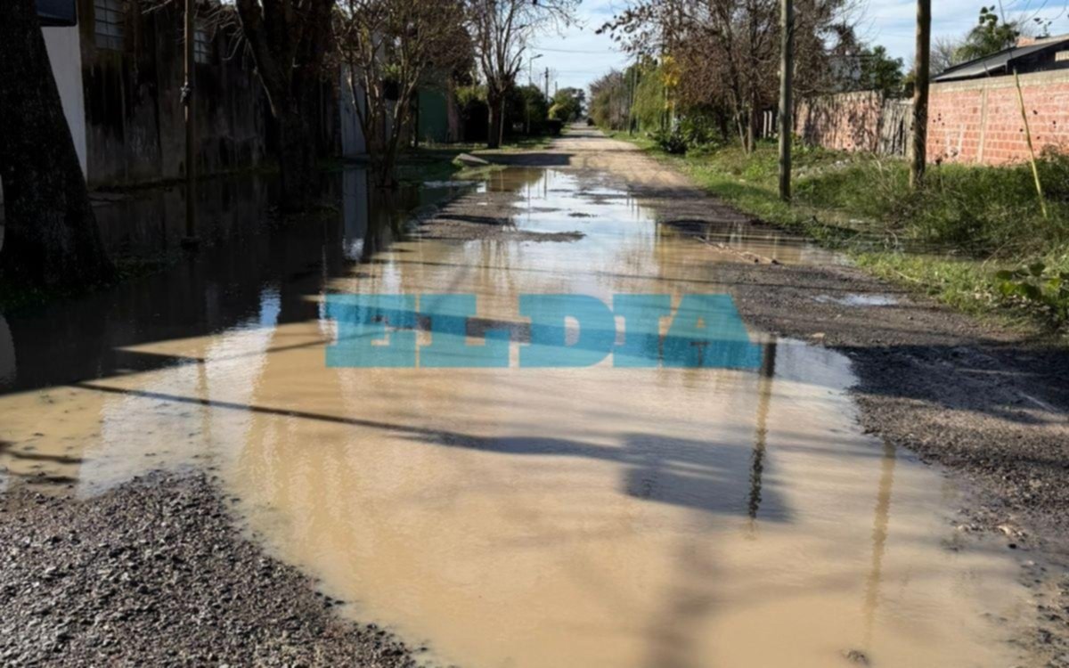 Tras la lluvia, quedaron los problemas en Etcheverry: vecinos enojados anunciaron un corte en la 44